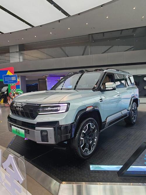 佛山南海区凯浪乐企业管理咨询比亚迪方程豹硬派越野的爆款，英菲尼迪35周年与你共成长